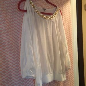 Brand new never worn blouse